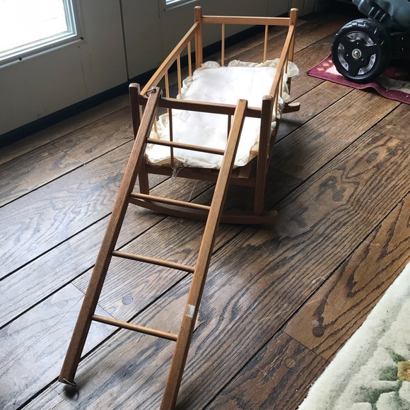 ❤️ 1940’s RARE Wooden baby doll cradle with ladder - Picture 7 of 8